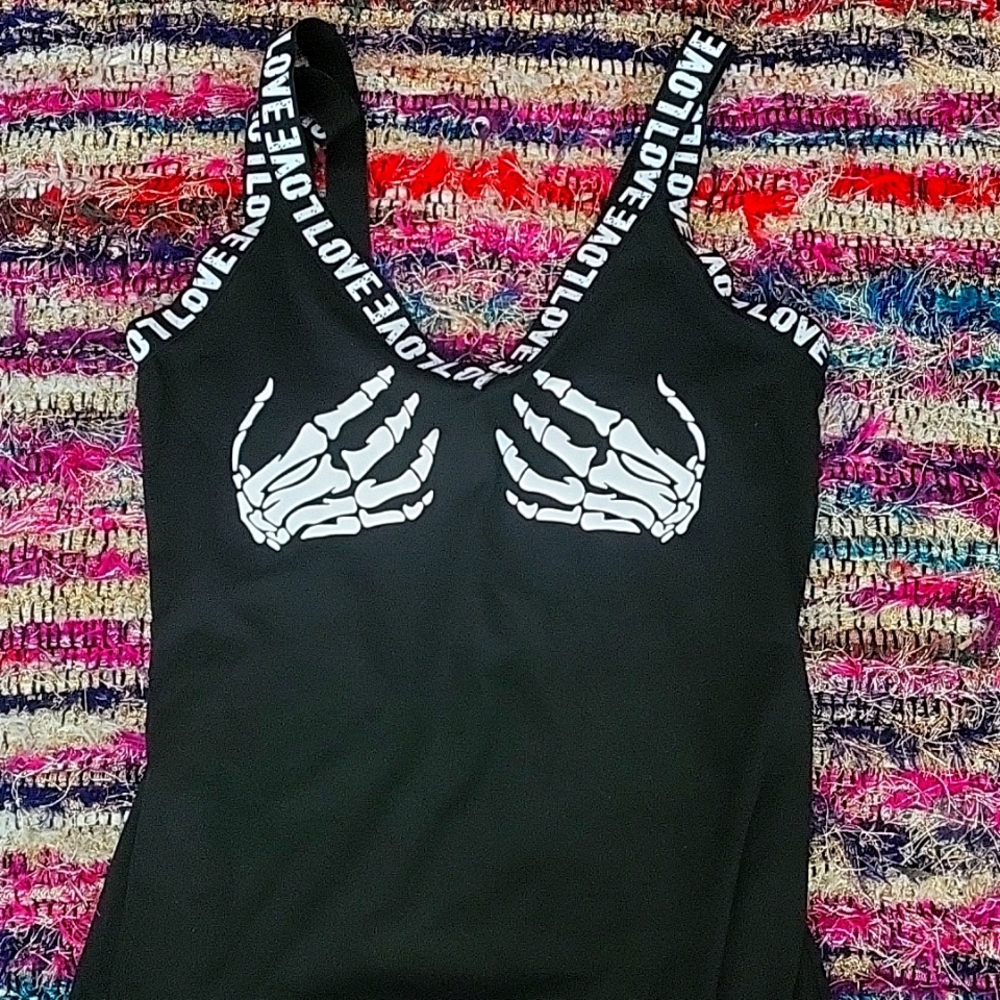 Womens Tank Top never worn